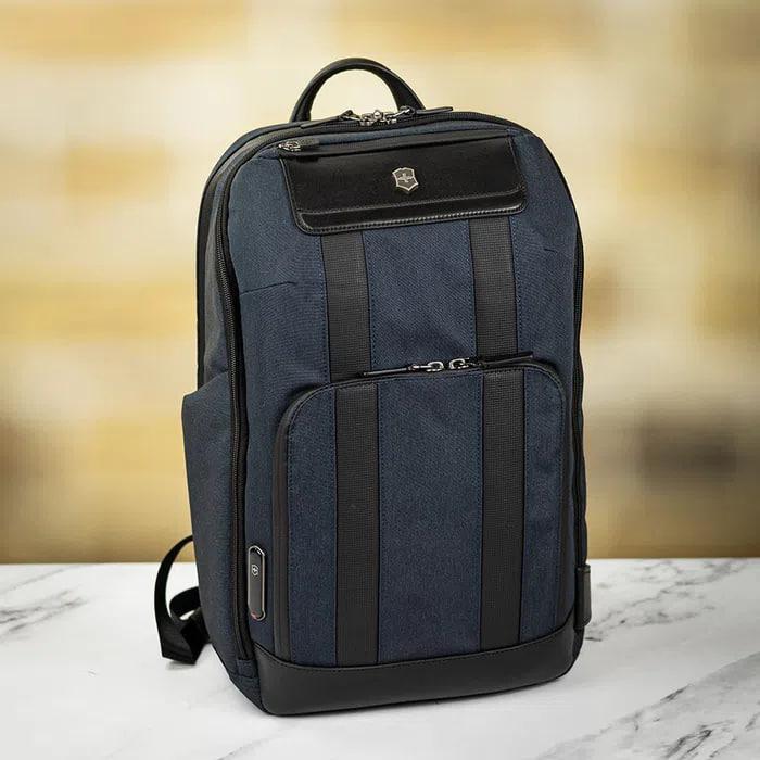 Victorinox Architecture Urban2 Deluxe 15" Laptop Backpack
