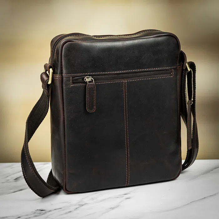 Farrar & Tanner Ashwood Leather Man Bag